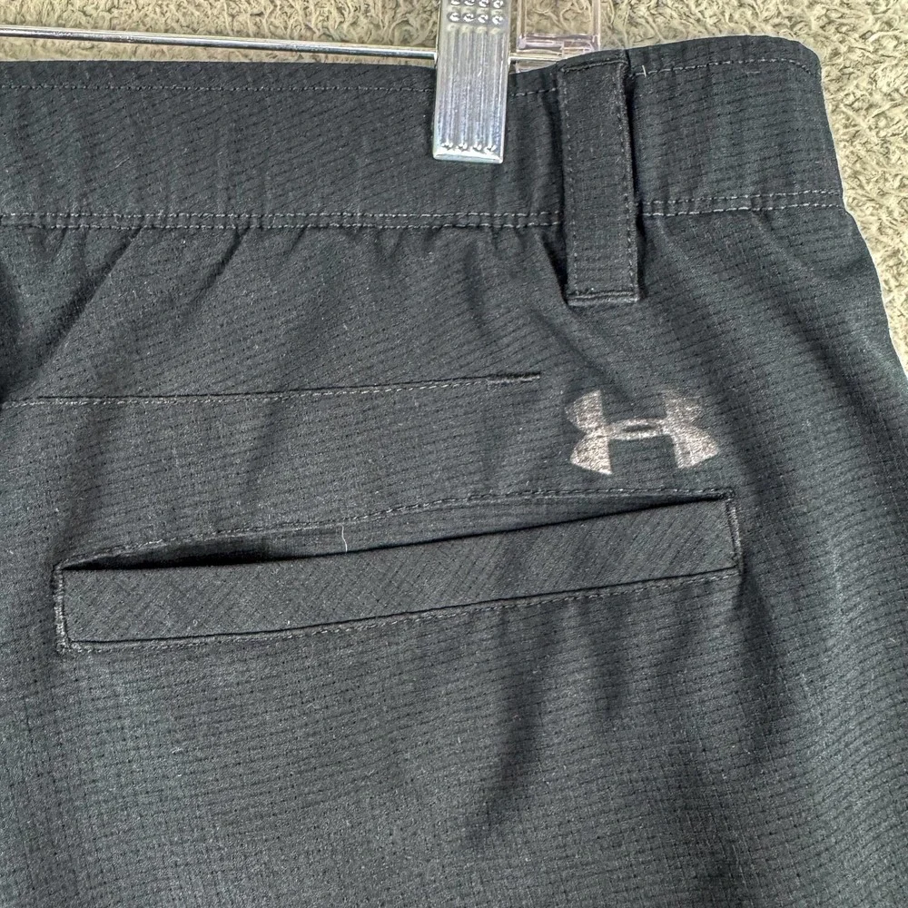 Under Armour Pants Mens 36 Black Golf Loose Fit Performance Stretch Casual 36x29